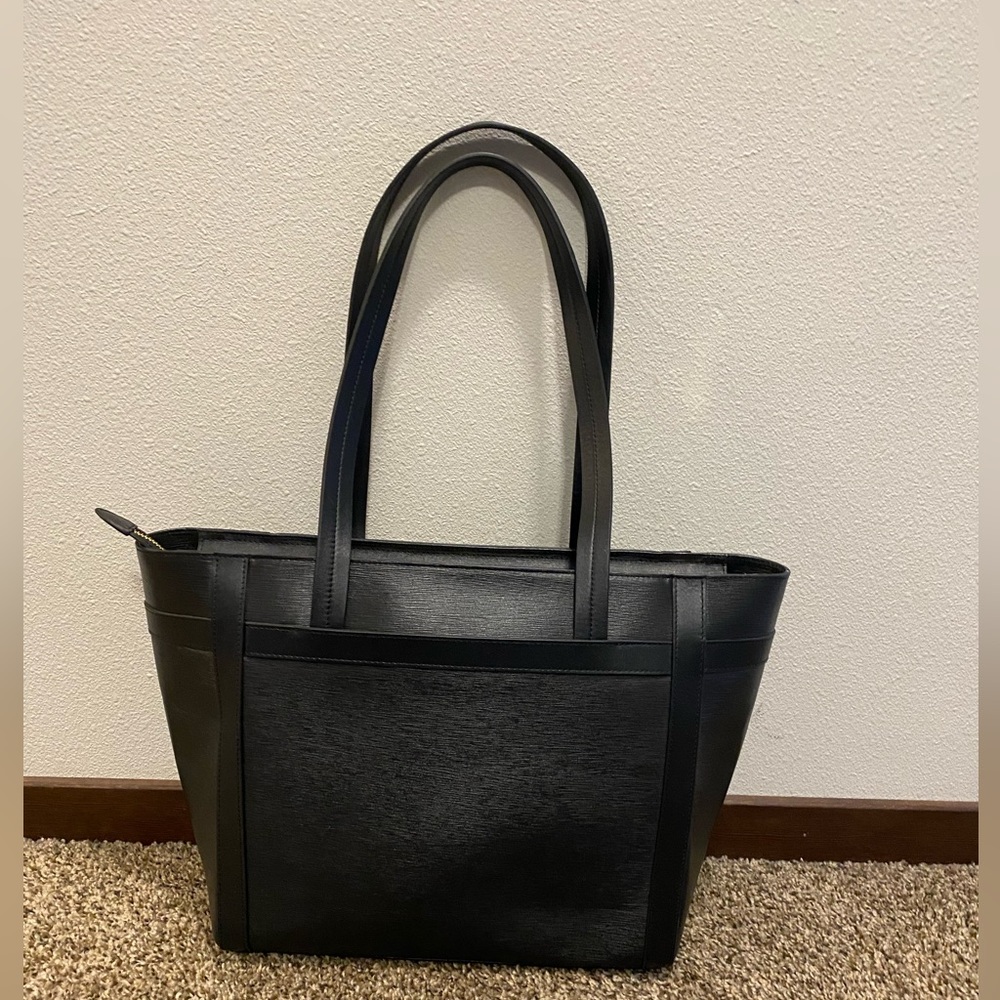 Radley London Elegant Black Tote Bag - Picture 5 of 12